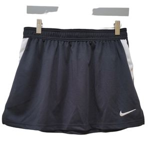 Nike Women's Dri-Fit Technology Lacrosse Black with White Stripe Tennis Skirt, M